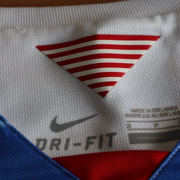 Authentic Nike Dri-Fit USWNT 2015 Jersey - S (Woman's) - Picture 5 of 6